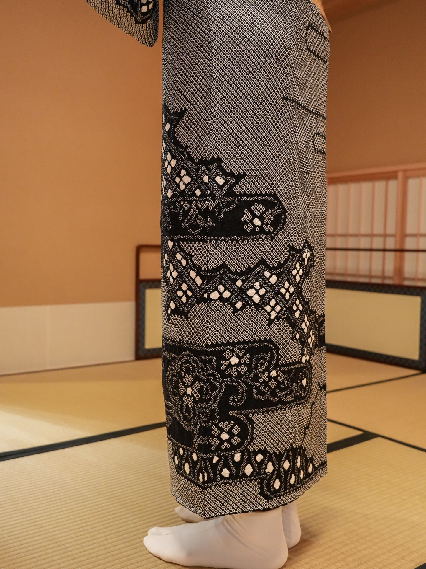 【レンタル】総絞り 訪問着 11点フルセット | 身長155-171cm | セパレート着物 | "Lunara"